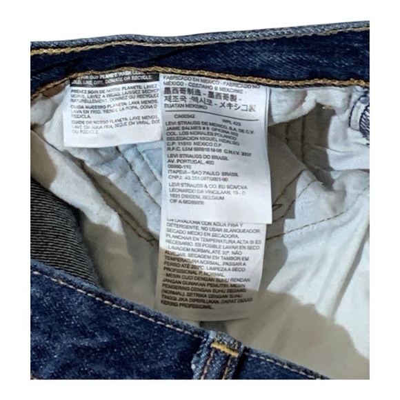 Levi’s 501 Button Fly Jeans Dark Blue Size 36”x 32” - Picture 4 of 4